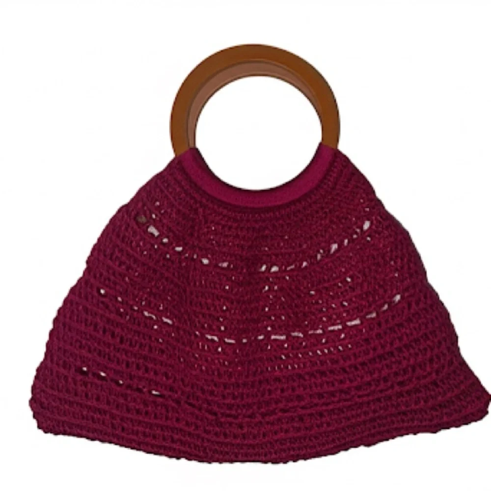 Handmade Crochet Purse Handbag with Wooden Handle color Deep Magenta - Picture 1 of 3
